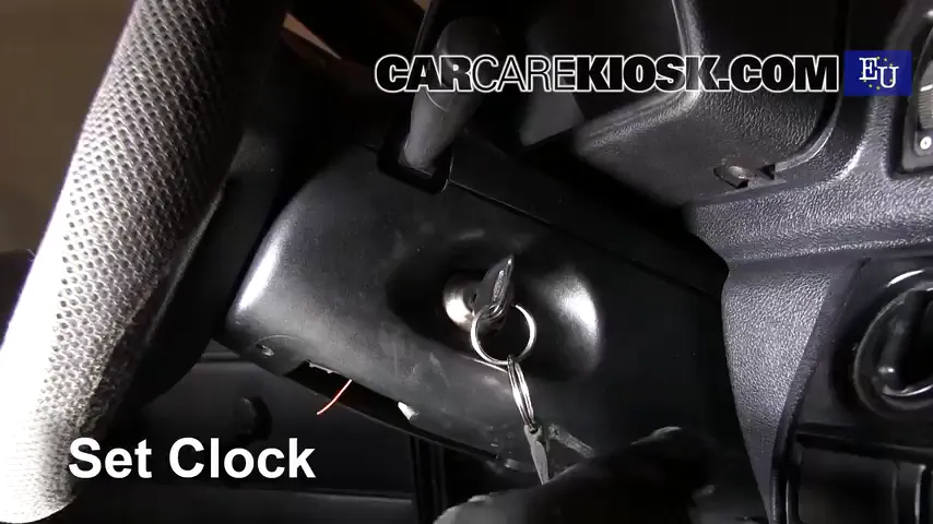 1996 Ford Fiesta Magic 1.3L 4 Cyl. Clock